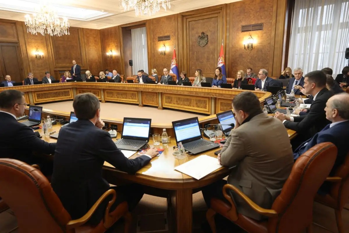 Sednica Vlade_131125.jpg